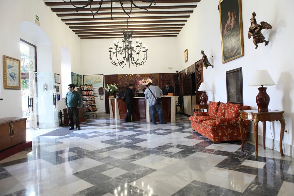فندق إل بويرتو دي سانتا ماريافي  Crisol Monasterio De San Miguel المظهر الخارجي الصورة